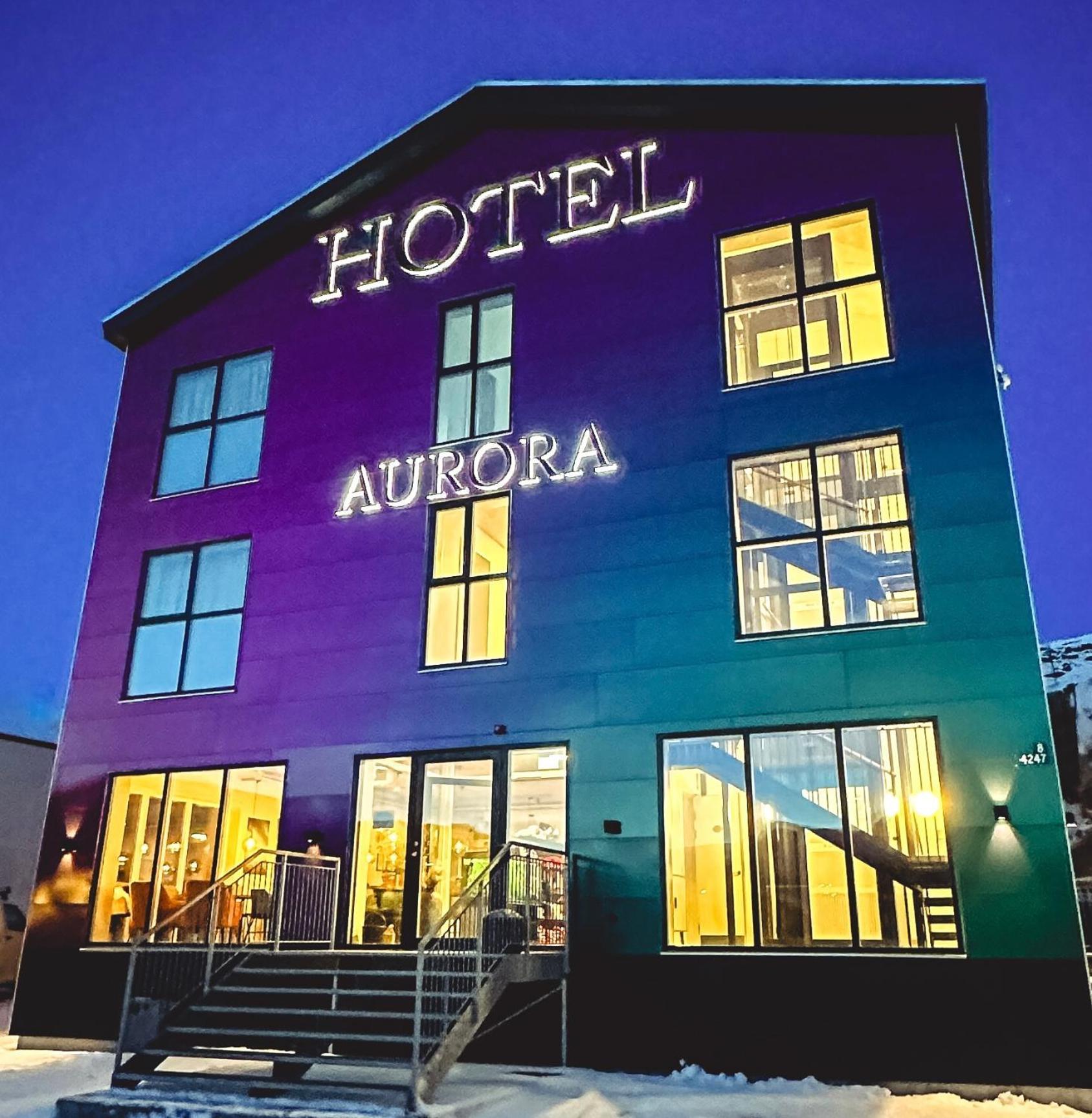 Hotel Aurora Нуук Екстериор снимка